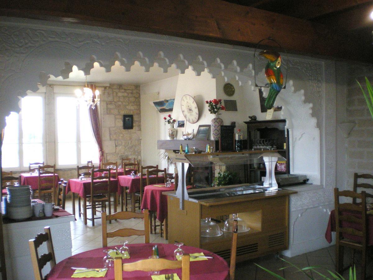רושפור Hotel Le Cargo מראה חיצוני תמונה