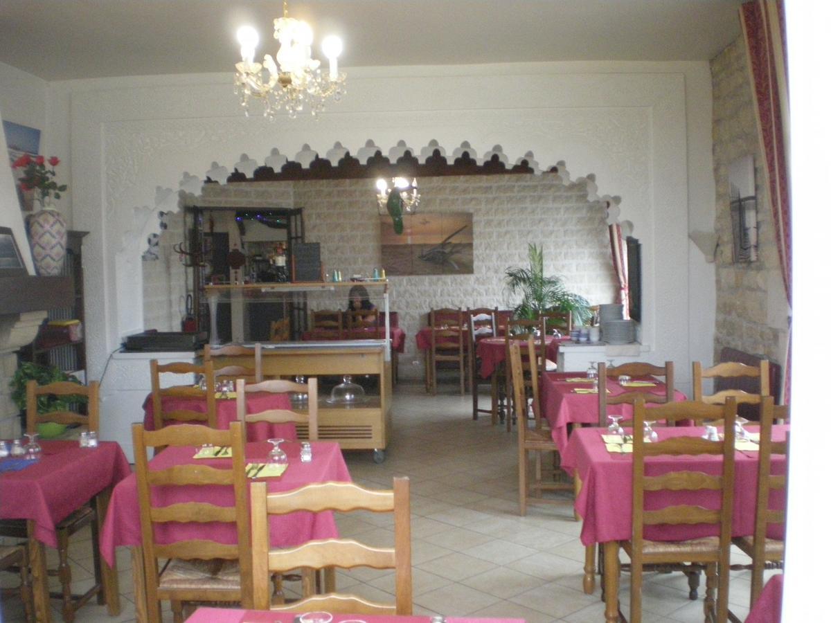 רושפור Hotel Le Cargo מראה חיצוני תמונה