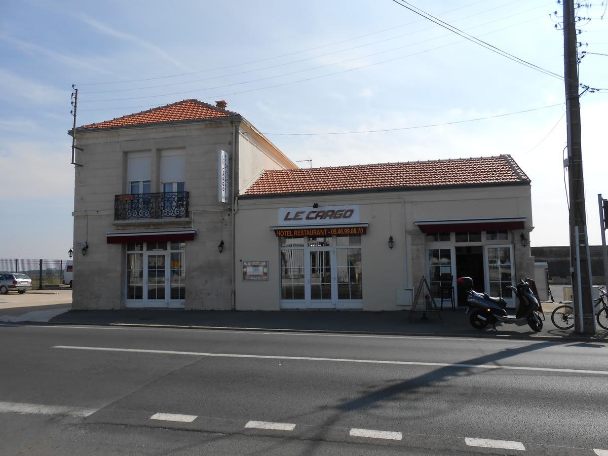 רושפור Hotel Le Cargo מראה חיצוני תמונה
